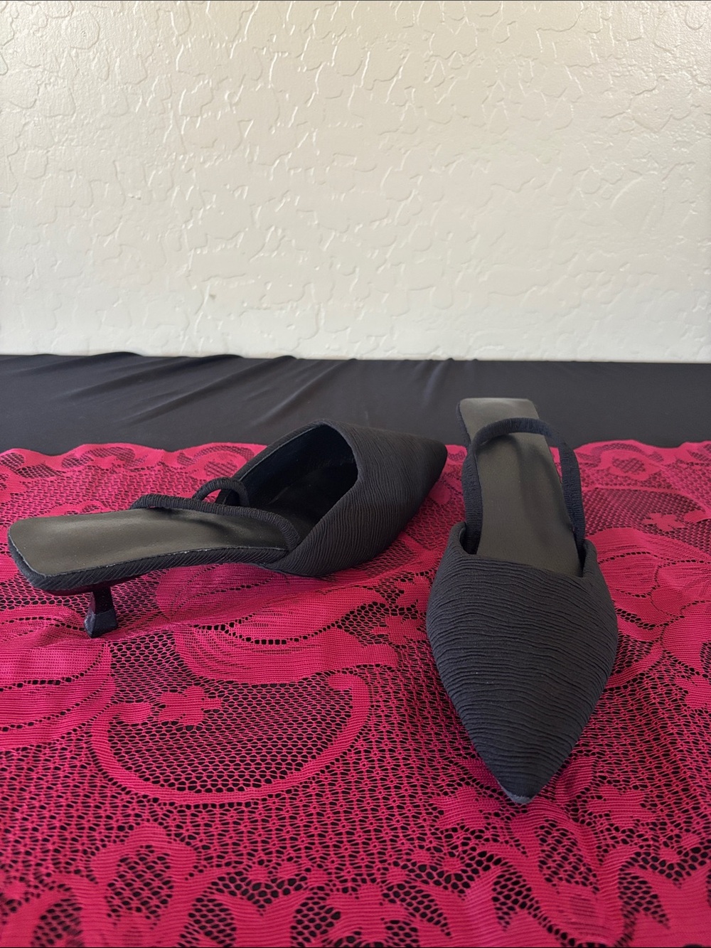 Black Pointed Slingback Heels - Women Shoes DT2204